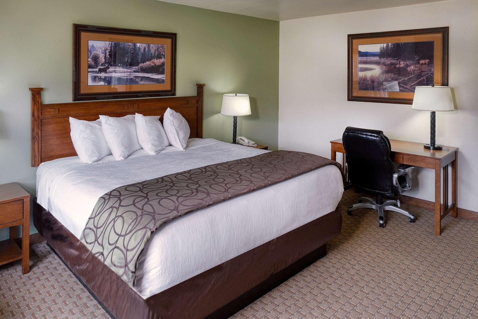 The Ridgeline Hotel At Yellowstone, Ascend Hotel Collection Gardiner Dış mekan fotoğraf