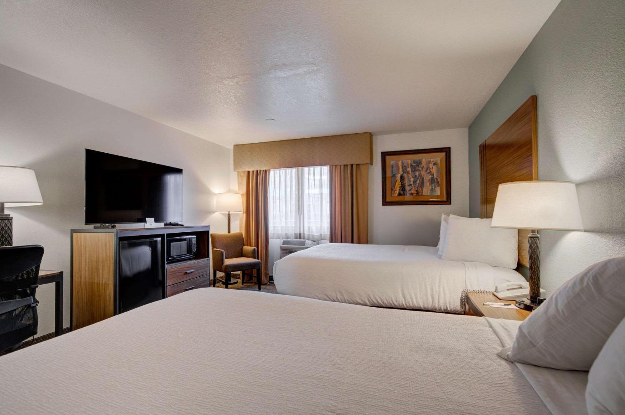 The Ridgeline Hotel At Yellowstone, Ascend Hotel Collection Gardiner Dış mekan fotoğraf