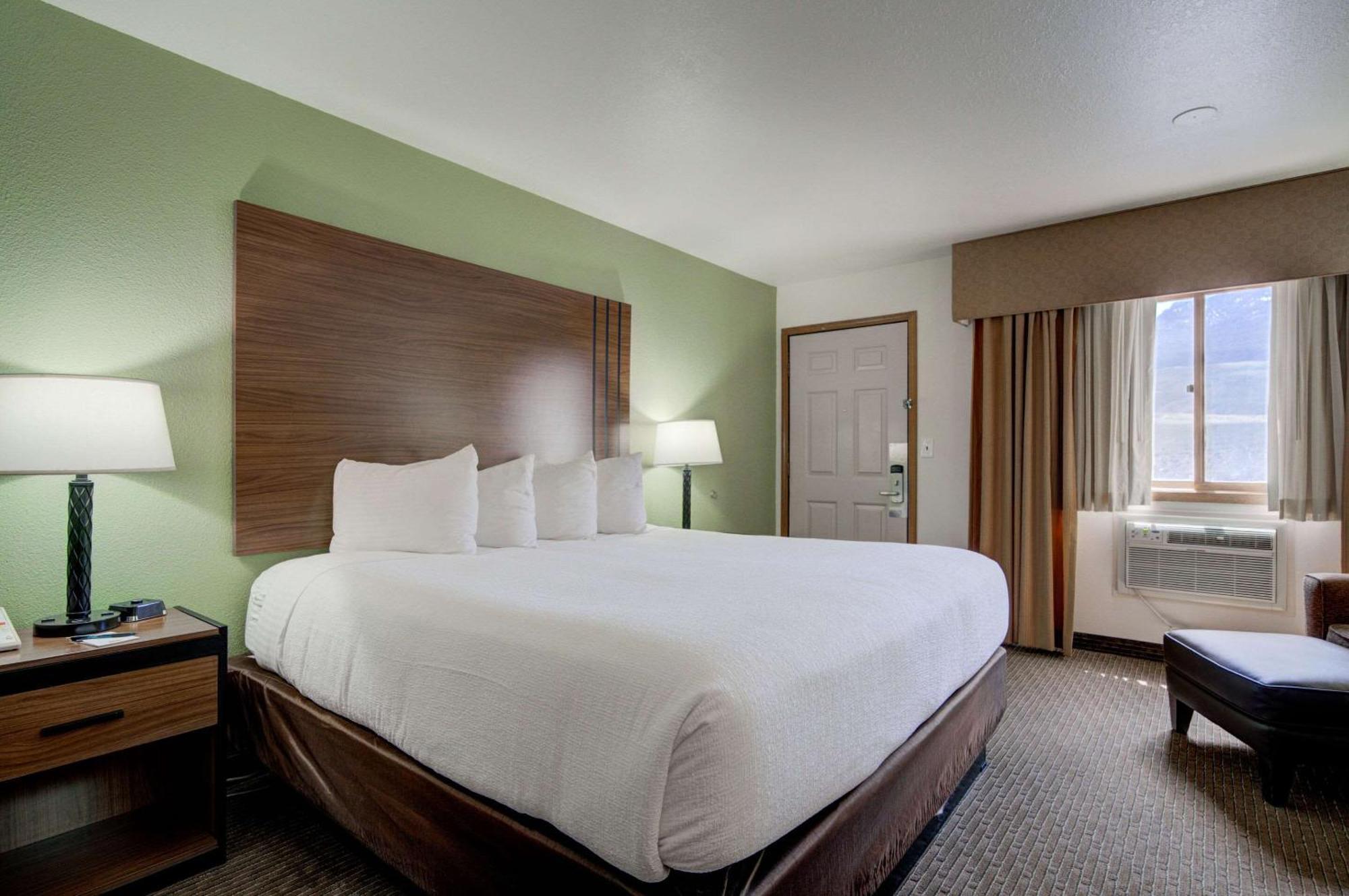The Ridgeline Hotel At Yellowstone, Ascend Hotel Collection Gardiner Dış mekan fotoğraf